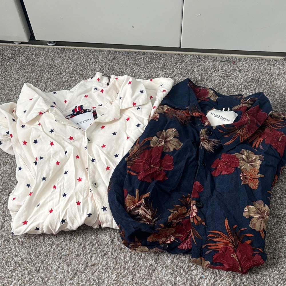 Denim & Flower Men’s Star and Floral Button Down Shirts - White and Navy